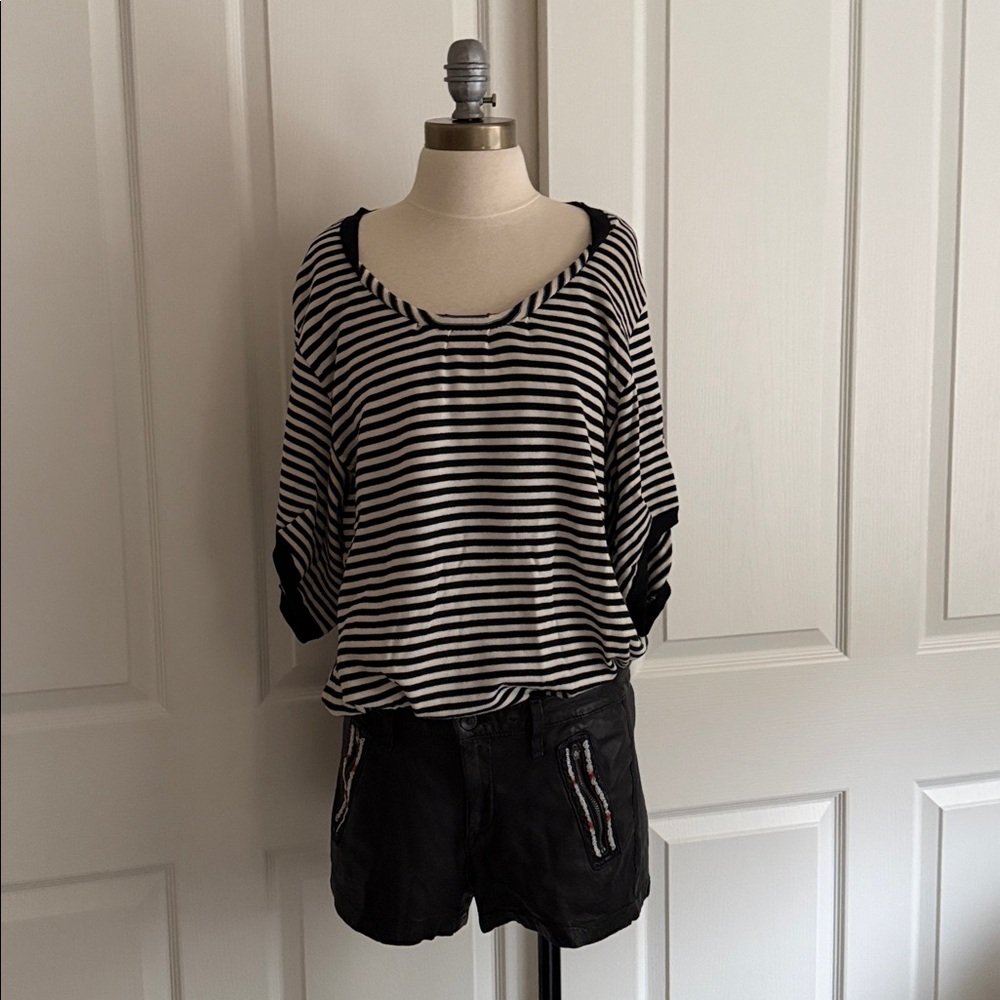 BCBGMAXAZRIA striped top XS
